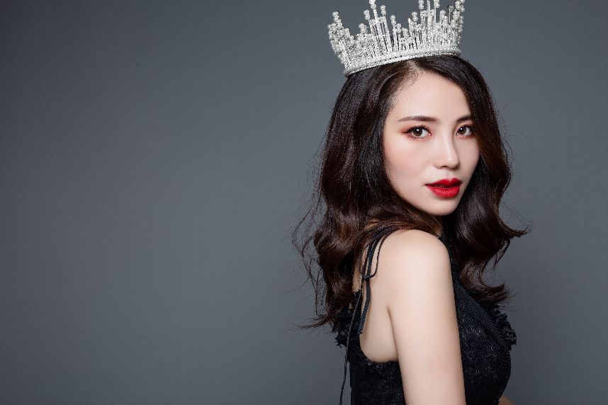 ***伤感的歌,2021伤感情歌排行_华语实力歌手雷雨新歌《***痛苦的人》