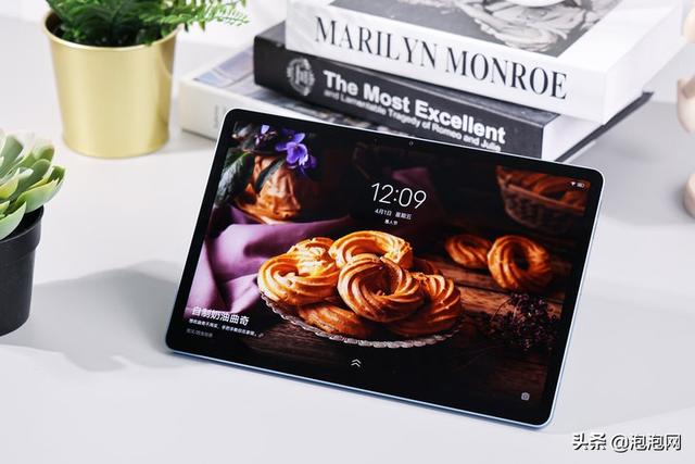 vivo平板电脑，vivo首款平板vivo（既是娱乐影音大屏也是生产力工具）