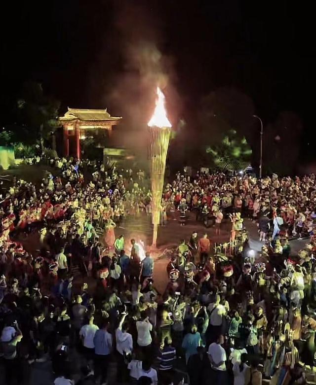 火把节是哪一天，火把节是哪个民族的（那个曾经的狂欢盛宴又回来了）