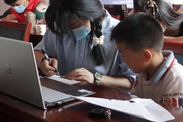 江苏师范大学生科院，2021级江苏师范大学科文学院新生开学时间和入学指南及入学军训考试（乡村振兴续薪火）