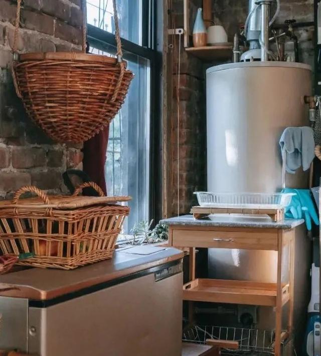 海尔热水器显示e1怎么回事，海尔热水器老是显示e1怎么解决（燃气热水器不点火是怎么回事）