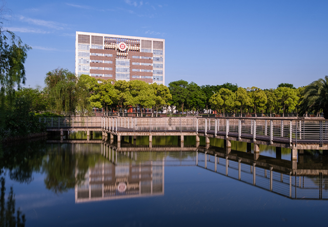 北京中医药大学是985大学还是211大学，北京中医药大学是985还是211（这所大学实力强大）