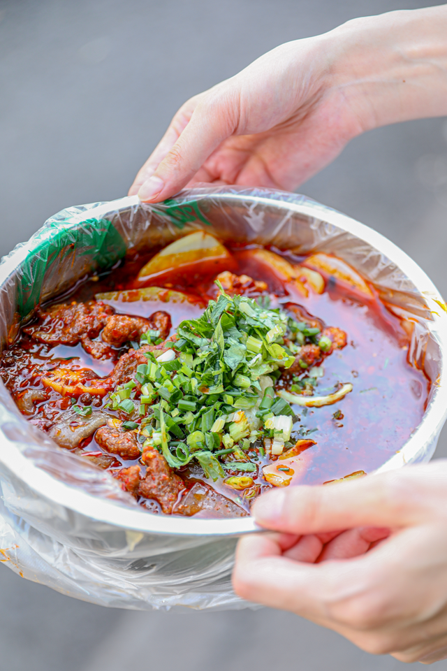 正宗成都特色小吃推荐，成都本地人的牛市口美食全攻略