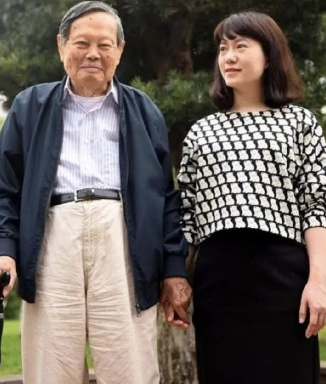 杨振宁82岁娶28岁的翁帆,46岁的翁帆与杨振宁结婚18年 - 玉三网