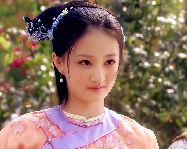 唐艺昕甄嬛传演的谁，唐艺昕在甄嬛传里演什么角色呢（“蛇蝎女孩”异军突起）