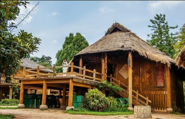 民族的主要特征是什么，民族特征属于什么（但你知道他们最具特色的建筑特色是什么吗）