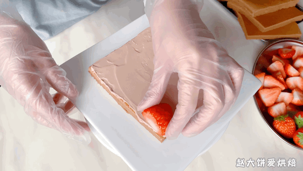 怎样做生日蛋糕，怎样做生日蛋糕的奶油（不用花钱订蛋糕）