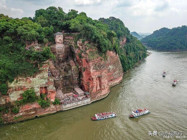 乐山大佛旅游攻略，乐山大佛景区攻略详细（乐山大佛峨眉山一日游攻略）