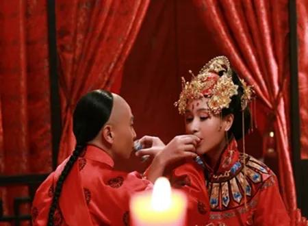 交杯酒是什么意思，喝交杯酒代表什么意思（古人结婚为何都喝交杯酒）