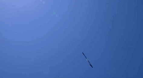 窜天猴原理，什么叫窜天猴（不用点火就能蹦到10层楼）