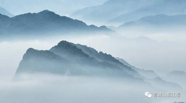 青城山旅游，青城山旅游图（赏千年银杏、观层林尽染、泡山间温泉......顶奢配置慢生活尽在青城山～）