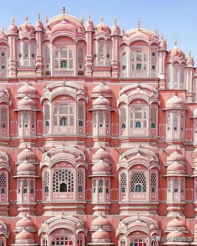 印度有名的现代建筑，能象征印度建筑的特色