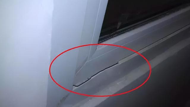 门窗填缝，到底用水泥还是发泡胶？