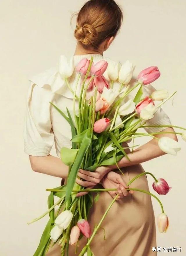 书卷气是怎样一种气质，书卷气是什么气质（做一个有书卷气的女人）