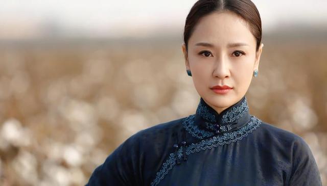 王学兵和孙宁离婚10年：一个3婚娶娇妻，一个未婚没孩子