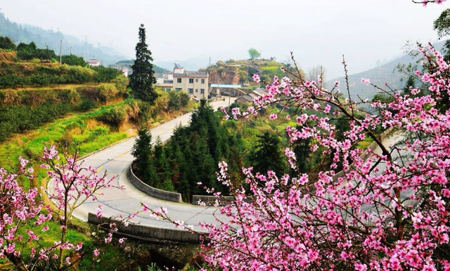 韶关丹霞山旅游攻略，韶关市最有名的旅游景点（来韶关开启徒步模式吧~）