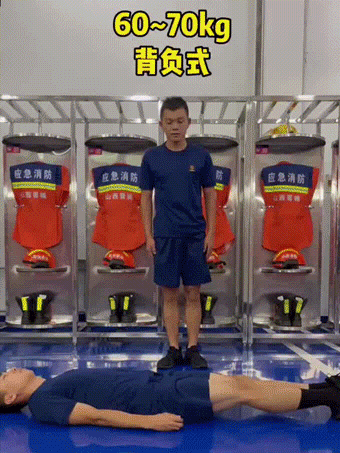 公主抱的正确姿势，单手公主抱的正确姿势（蓝朋友的四种“抱”法）