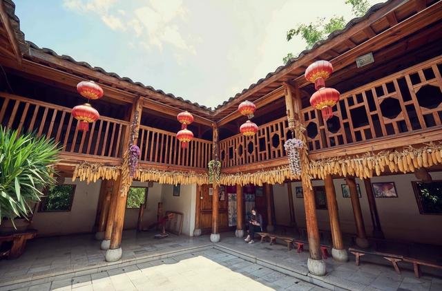 民族的主要特征是什么，民族特征属于什么（但你知道他们最具特色的建筑特色是什么吗）