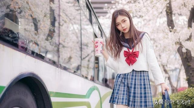 忘不掉你的样子，我姓王却（一个女人忘不掉你的三个表现）