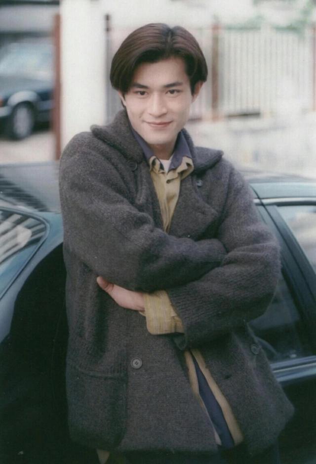 陈志朋个人资料，陈志朋都有什么奇葩的造型（至今不娶妻的11位港台大龄男星）