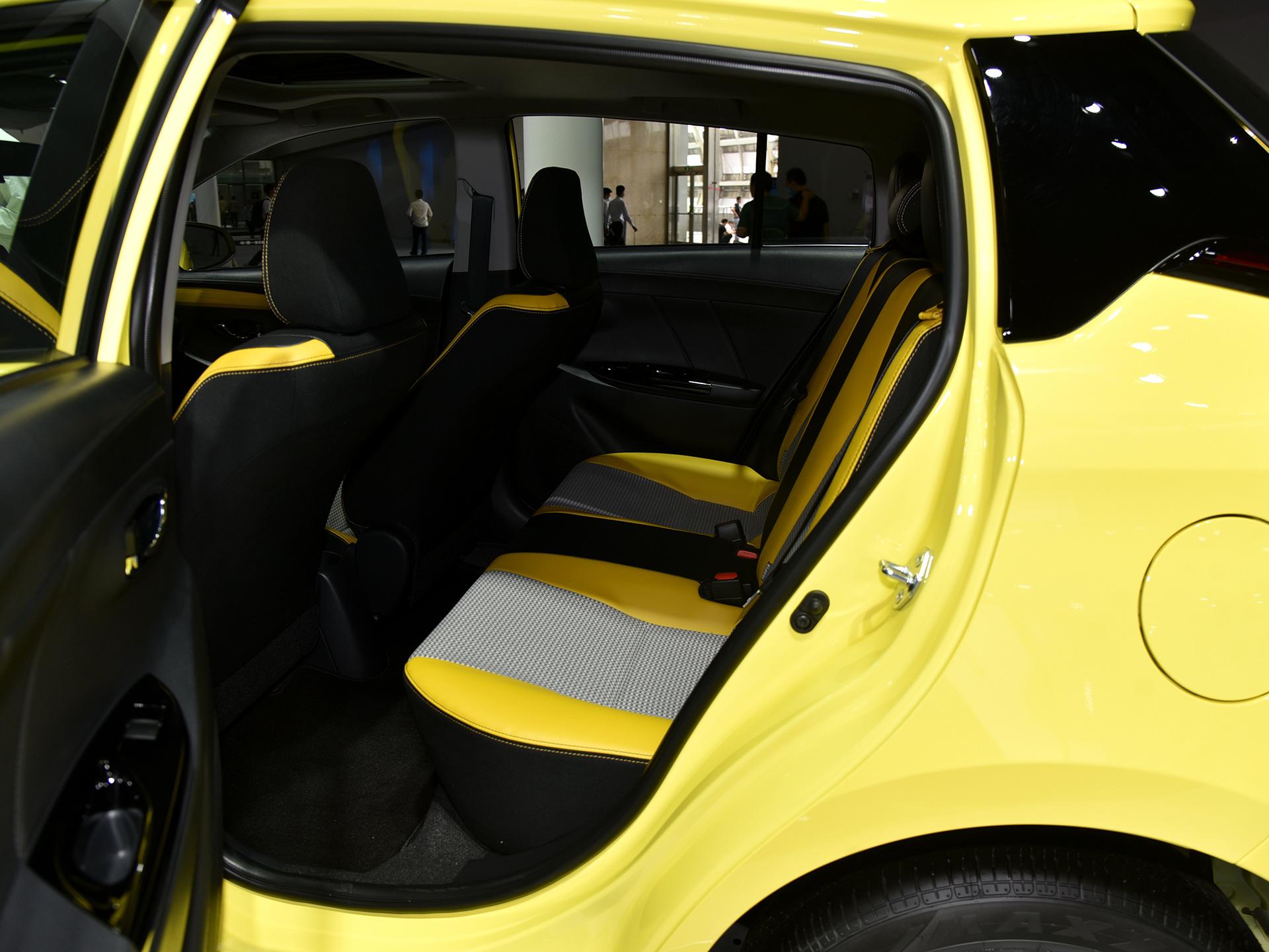 最低售价7.18万元你心动吗?,内饰细腻,实拍威驰fs