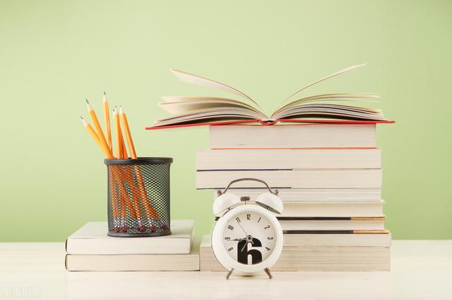 它字的笔顺，它字的笔顺笔画顺序（语文基础螺旋式上升——弄懂课本里的字、词、句）