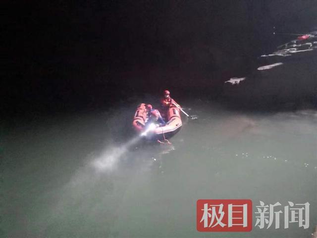 地下暗河危险吗，为什么不能进地下暗河（湖北恩施男子野钓落入腾龙洞地下暗河）