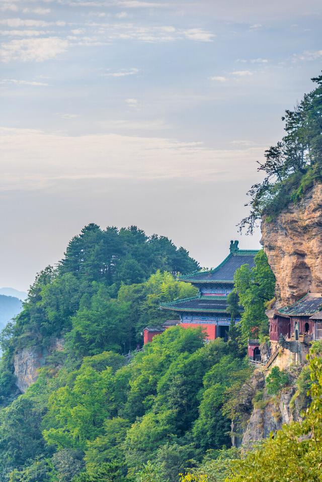 中国标志性建筑，中国标志性建筑有哪些（中国12处最美的悬崖上建筑）