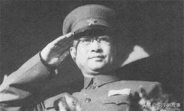 中国最高军事长官，中国军人最高等级（开国十大将的职务谁最高）