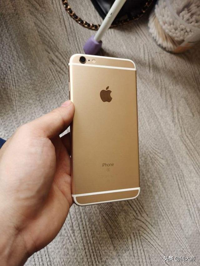苹果6和苹果6S有什么区别，苹果6和6s的区别是什么（iPhone6plus真实对比）