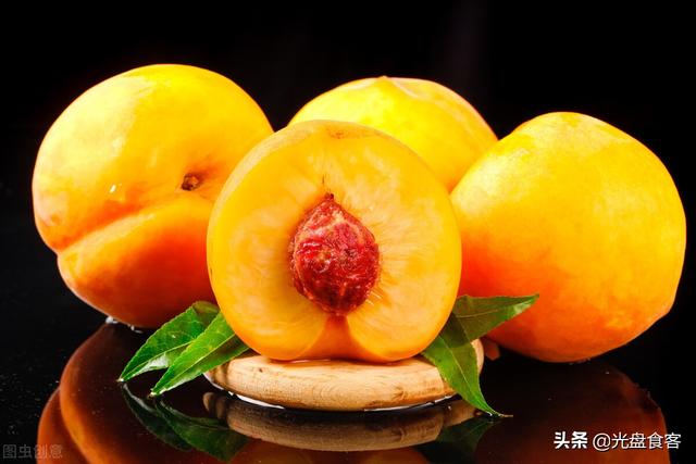 提子是什么季节的水果，提子是什么季节的水果 提子成熟季节（7月必吃的5种应季水果）