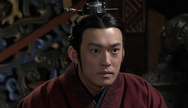纸上谈兵的历史人物是谁，指鹿为马的历史人物是谁（他是纸上谈兵的代表人物）