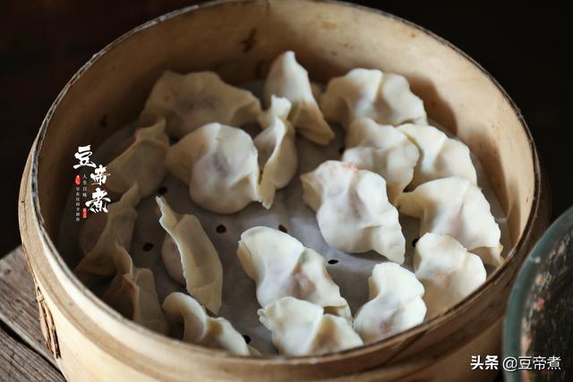 饺子要蒸多久才熟，饺子要煮多久才熟透（最喜欢猪肉小葱馅的饺子）