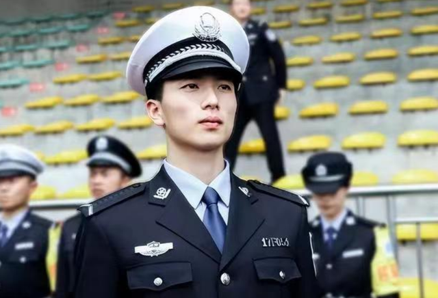 怎样才能当警察，怎么当警察（3类学生“入警”难）