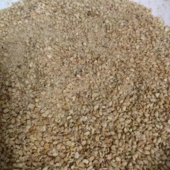 芝麻盐和什么搭配吃，芝麻盐可以和什么一起吃（重温儿时家乡的美味——芝麻盐）