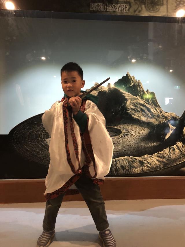 儿童生日祝福语，送给孩子生日祝福语八个字霸气（安娟英：鑫儿十岁生日祝贺词）