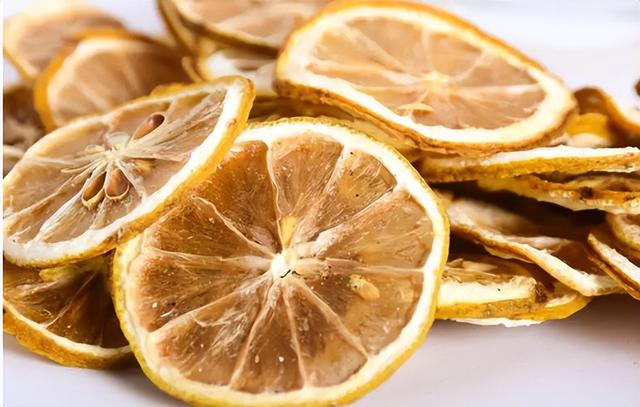 洛神花茶的功效有哪些，洛神花茶功效果（建议常喝5款“养颜茶”）