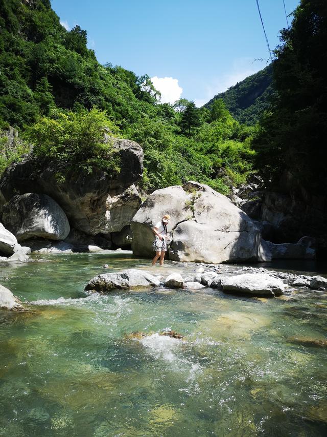 秦岭云屏景点介绍，云屏三峡风景区——秦岭深处的避暑圣地