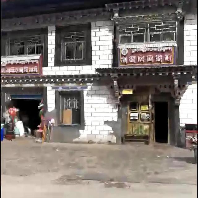 有什么成语描写赞美拉萨的天空，形容拉萨的天空的词语（天上西藏大美于行）