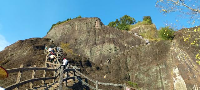 杭州二日游攻略，杭州二日游攻略自由行（杭州-武夷山二日游之绿野仙踪漫游道）