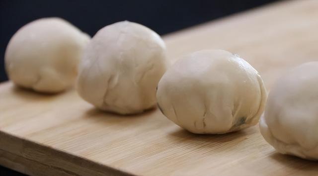 正月十五元宵节吃什么，正月十五元宵节能吃什么（正月十五元宵节）