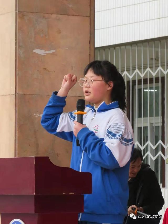 中考口号霸气押韵，2022初三中考励志口号霸气押韵句子（奋斗百日争朝夕）