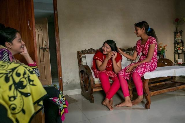 9.8分哭着看完的纪录片，看完这部纪录片我庆幸生在中国