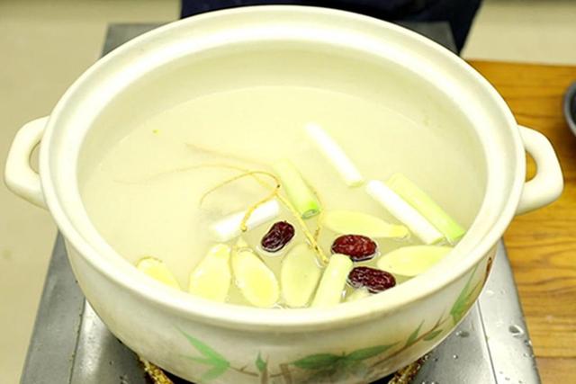 吃啥补蛋白最快最好，吃什么补蛋白质最快（5样优质蛋白要多吃）