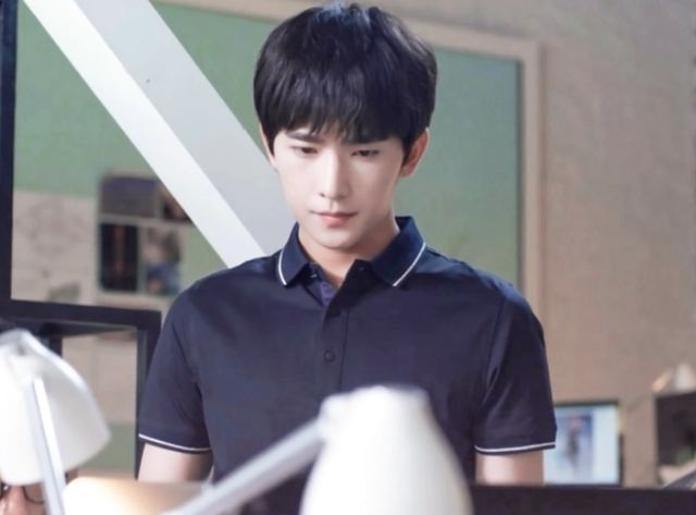 肖战和赵露思演的电视剧叫什么，肖战和赵露思新剧（《偷偷藏不住》被传筹拍）