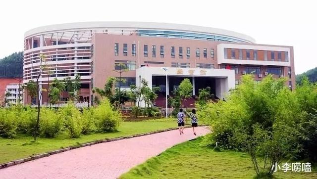 2021广东理工学院地址在哪里，2021广州理工学院（广东多所高校“招不满”）