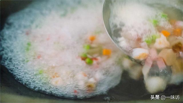 海鲜汤最简单做法窍门，海鲜汤最简单做法窍门视频（海鲜汤一般不会加南瓜煮）