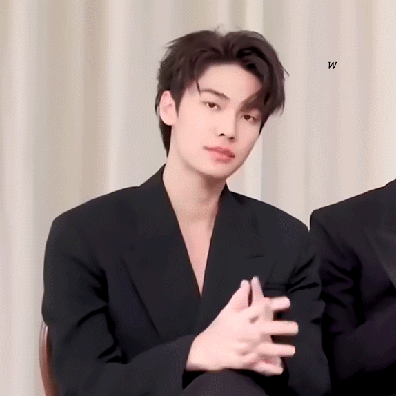 #瓦奇拉维特·奇瓦雷，瓦奇拉维特·奇瓦雷是哪国混血（泰版流星花园真的是言情天花板了图片）