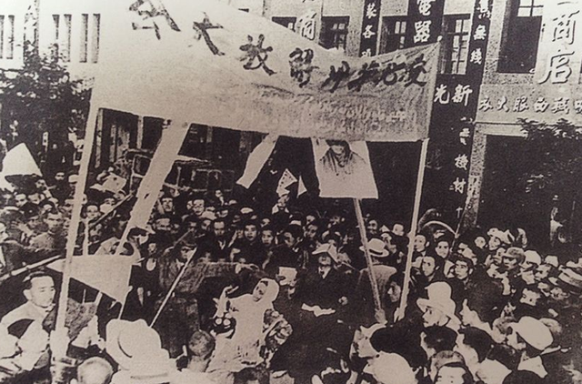 马家军的覆灭，马家军的凶残（毛泽东一向主张优待俘虏）