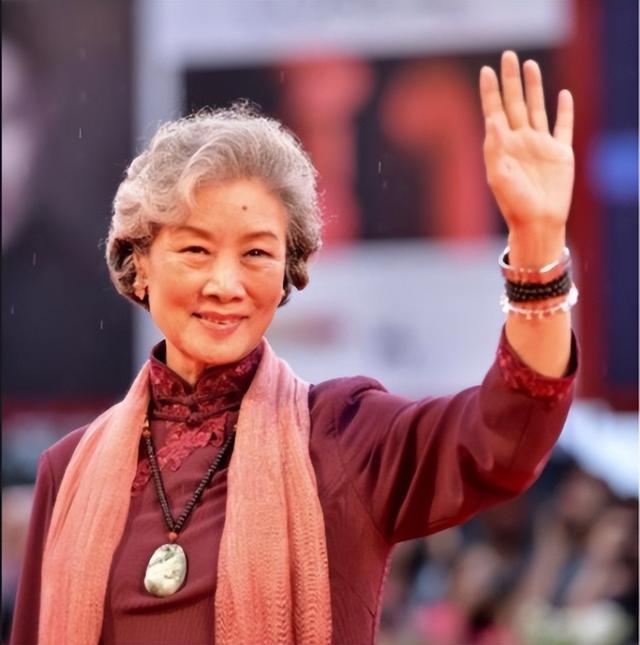 何琳个人资料，何琳个人资料年龄（演员何琳：公公病逝五年后）